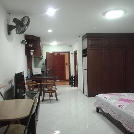 View Talay 2 Suite Apartments Jomtien Beach Eksteriør billede